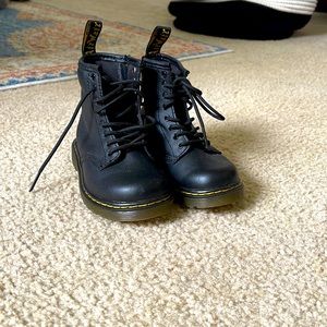 Worn once, little one outgrew size 8 super fast.